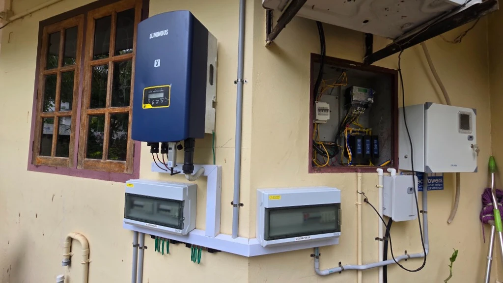 Corner BOS installation with KSEB net-metering panel at NVP Oyoor