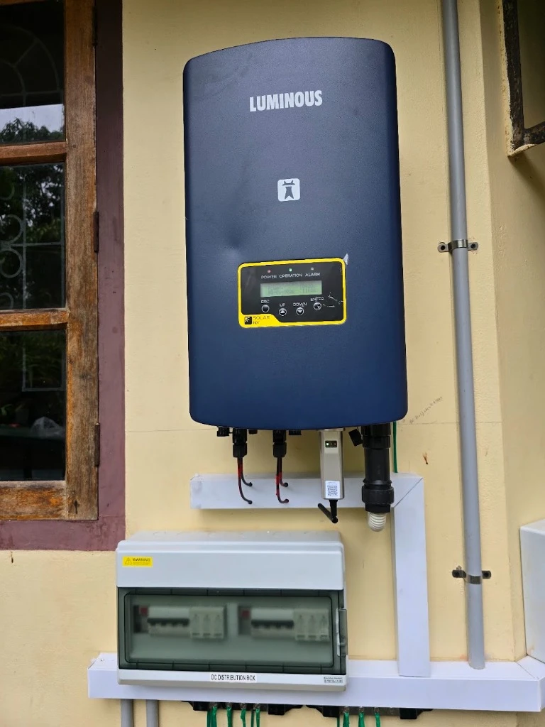20 kW Luminous 3-Phase on-grid inverter and DCDB at NVP Oyoor Kollam